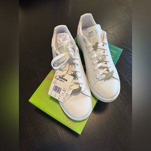 Adidas x Disney Peter Pan Stan Smith Shoes